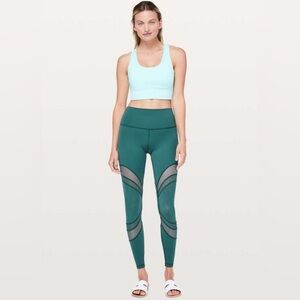 LULULEMON - Seek the Heat Tight in Green Jasper. Full-on Luxtreme. Size  6